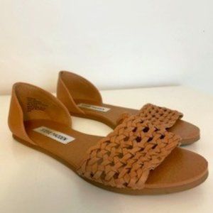 Steve Madden Braided Flat Sandals (Size 5)
